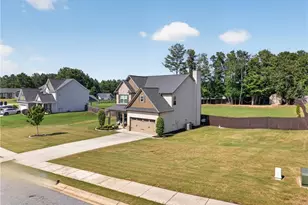 61 Moriah Woods Dr, Auburn, GA 30011 - Photo 10
