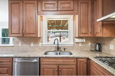 5265 N Hillbrooke Trace, Johns Creek, GA 30005 - Photo 10