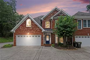 6375 Glenridge Dr, Sandy Springs, GA 30328 - Photo 1