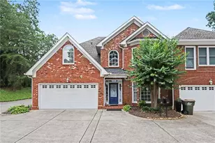 6375 Glenridge Dr, Sandy Springs, GA 30328 - Photo 2