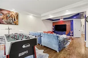 6375 Glenridge Dr, Sandy Springs, GA 30328 - Photo 20