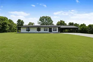 924 Fred Kilcrease Rd, Winder, GA 30680 - Photo 2