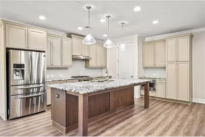 1011 Towneship Way, Roswell, GA 30075 - Photo 4