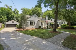 553 Woodward Way NW, Atlanta, GA 30305 - Photo 2