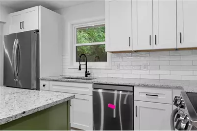 5270 Longmeadow Lane, Atlanta, GA 30349 - Photo 6