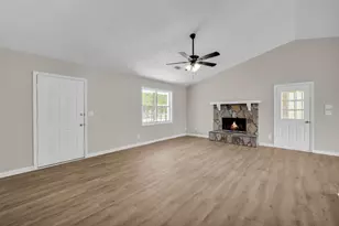 2848 Rocky Pointe Way, Snellville, GA 30078 - Photo 8