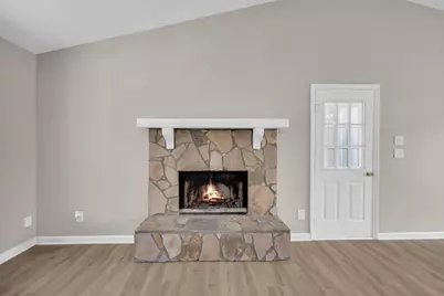2848 Rocky Pointe Way, Snellville, GA 30078 - Photo 8