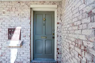 8 Cantey Pl NW, Atlanta, GA 30327 - Photo 2