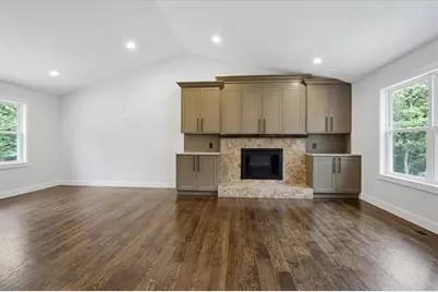 8 Rhodes Drive SE, Marietta, GA 30068 - Photo 14