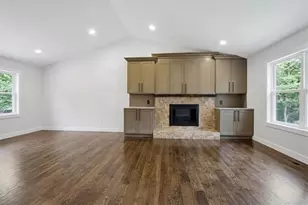 8 Rhodes Dr SE, Marietta, GA 30068 - Photo 14