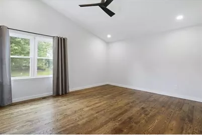 8 Rhodes Drive SE, Marietta, GA 30068 - Photo 6