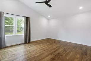 8 Rhodes Dr SE, Marietta, GA 30068 - Photo 6