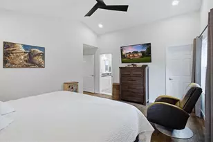 8 Rhodes Dr SE, Marietta, GA 30068 - Photo 16