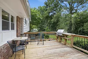 8 Rhodes Dr SE, Marietta, GA 30068 - Photo 38