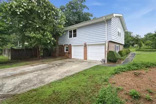 8 Rhodes Dr SE, Marietta, GA 30068 - Photo 34