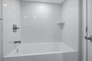 8 Rhodes Dr SE, Marietta, GA 30068 - Photo 32