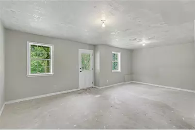 8550 Lakemeadow Drive, Union City, GA 30291 - Photo 16