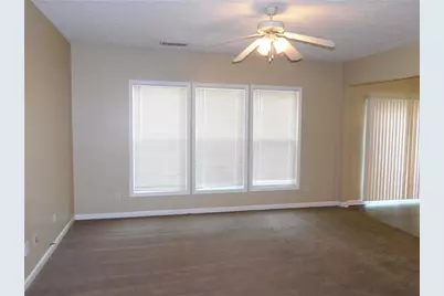 2379 Tullamore Circle, Snellville, GA 30039 - Photo 6