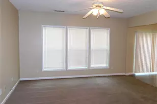 2379 Tullamore Cir, Snellville, GA 30039 - Photo 6