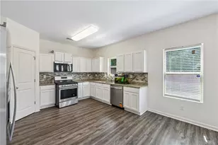 2297 Clapton Ct, Jonesboro, GA 30236 - Photo 2