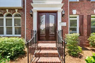 10420 Sugar Crest Ave, Johns Creek, GA 30097 - Photo 8