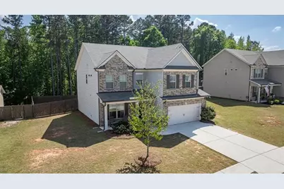 64 Heron Court, Jefferson, GA 30549 - Photo 2