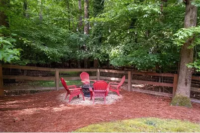 9470 Hillside Drive, Roswell, GA 30076 - Photo 14