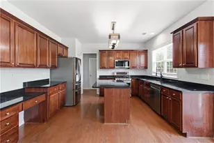 703 Aroura Dr, Woodstock, GA 30188 - Photo 2