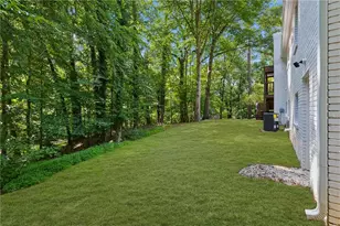 60 Willow Springs Ln, Roswell, GA 30075 - Photo 42