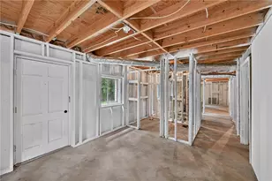 60 Willow Springs Ln, Roswell, GA 30075 - Photo 30