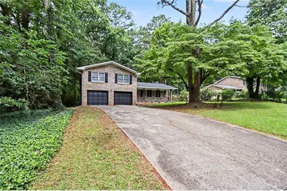 345 Fond Du Lac Drive, Stone Mountain, GA 30088 - Photo 2