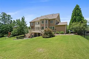 128 Westbrook Dr, Acworth, GA 30101 - Photo 2