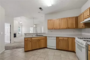 3708 Villa Springs Cir, Powder Springs, GA 30127 - Photo 16