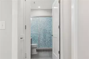 3655 Peachtree Rd NE, Atlanta, GA 30319 - Photo 38