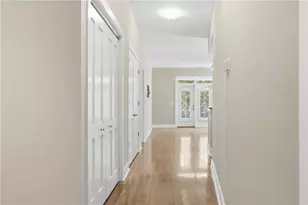 3655 Peachtree Rd NE, Atlanta, GA 30319 - Photo 18