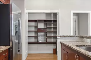 3655 Peachtree Rd NE, Atlanta, GA 30319 - Photo 12