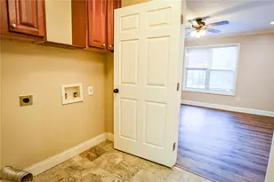 7110 Dressage Way, Cumming, GA 30040 - Photo 38