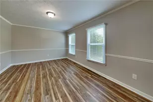 6839 Woodcreek Ln, Douglasville, GA 30135 - Photo 4