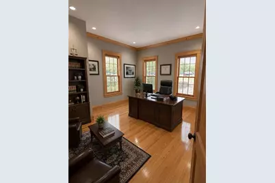 114 W Cherokee Avenue, Cartersville, GA 30120 - Photo 2