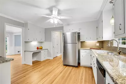 5197 Riverhill Road NE, Marietta, GA 30068 - Photo 12