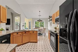 1621 Cregon Ct, Lawrenceville, GA 30043 - Photo 8