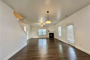 320 Brks Vlg Dr, Pendergrass, GA 30567 - Photo 10