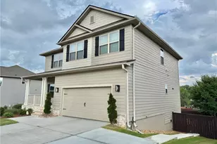 320 Brks Vlg Dr, Pendergrass, GA 30567 - Photo 2