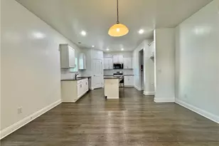 320 Brks Vlg Dr, Pendergrass, GA 30567 - Photo 8