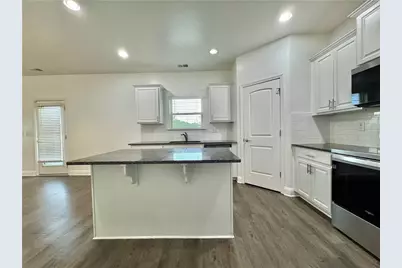 320 Brooks Village Drive, Pendergrass, GA 30567 - Photo 12