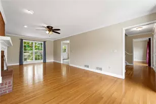 722 Bedrock Run, Lawrenceville, GA 30043 - Photo 8