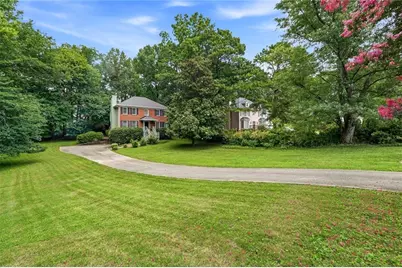 722 Bedrock Run, Lawrenceville, GA 30043 - Photo 2