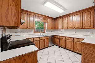 722 Bedrock Run, Lawrenceville, GA 30043 - Photo 10