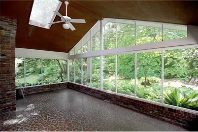 4690 Huntley Drive, Atlanta, GA 30342 - Photo 18