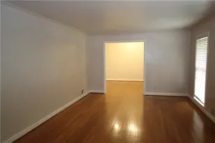 4690 Huntley Dr, Atlanta, GA 30342 - Photo 4